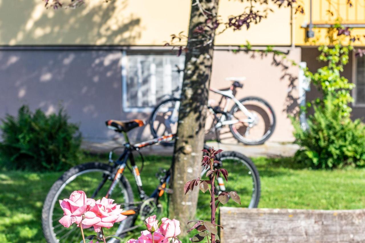 Quick Home Garden Apt Alice Castello Exteriér fotografie